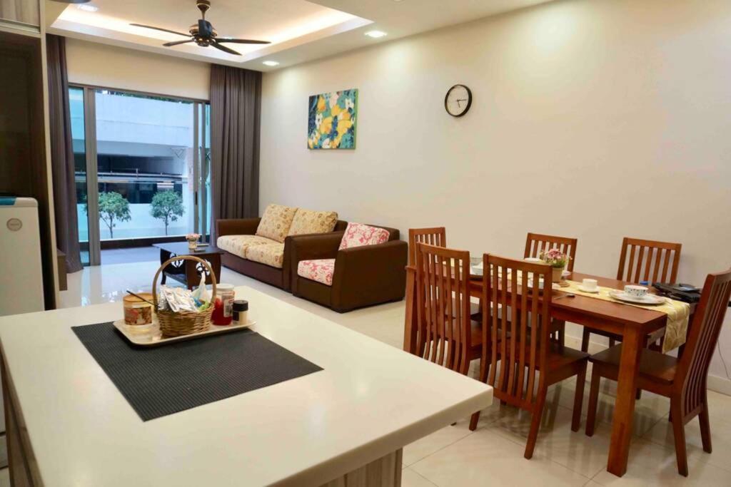 Condo In Imago Mall 亚庇最大商场imago楼里公寓 코타키나발루에서가장큰쇼핑센터아파트 Exterior foto